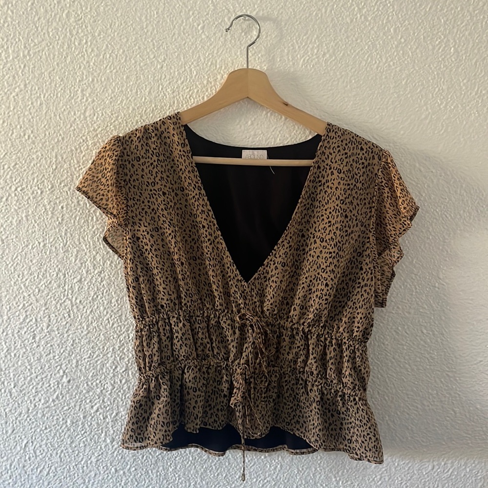Leopard crop top blouse